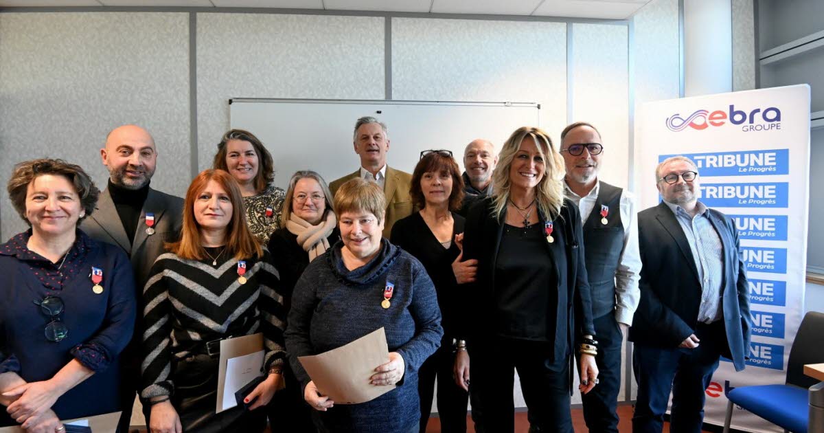 Saint-Etienne. Les médailles du travail remises aux salariés du Progrès et de Ebra médias