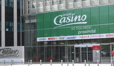 Saint-Étienne. Casino regroupe les sites de certaines enseignes, « le siège demeure à Saint-Etienne »