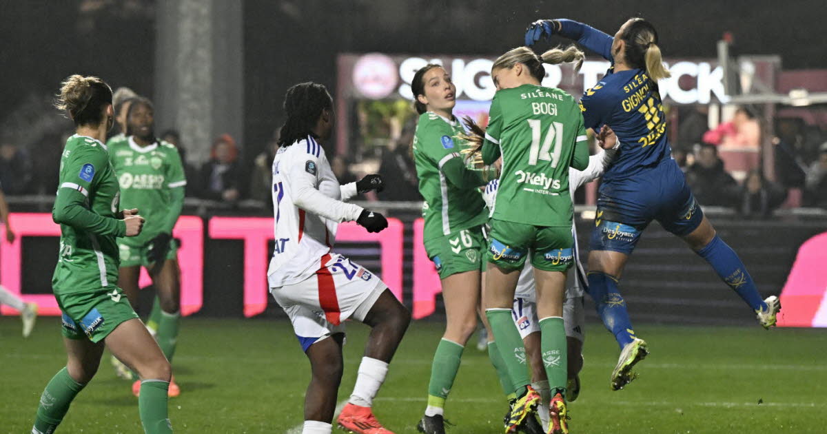 Football. AS Saint-Étienne - OL Lyonnes : le derby de Coupe de France délocalisé sur synthétique