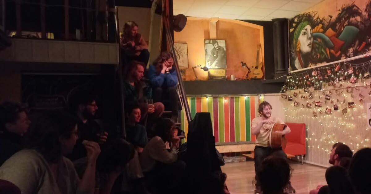 Isère. Le festival Contes au café revient pour une 4e édition à Grenoble, Voiron et en Matheysine