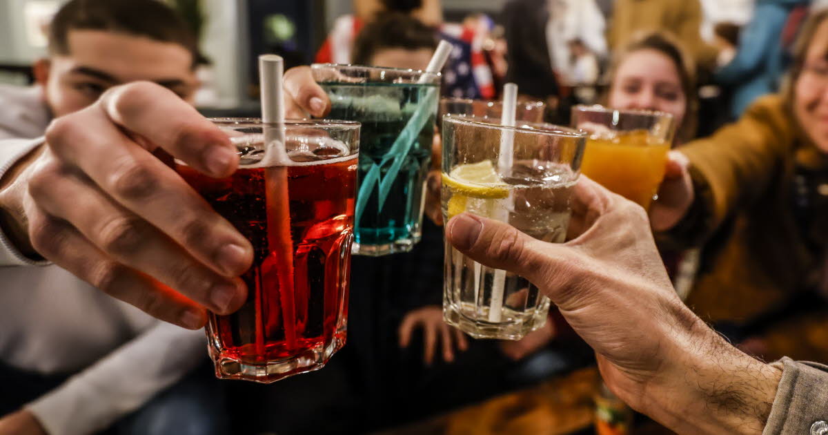 Grenoble. Des soirées sans alcool pour le “Dry January”  : « On peut quand même faire la fête »