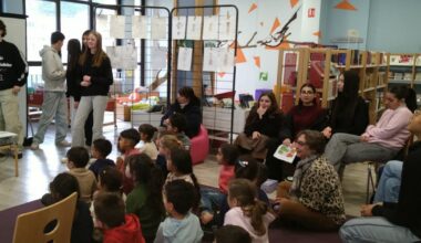 Le Chambon-Feugerolles. Le vêtement, fil rouge d’une histoire entre lycéens de Testud et maternelles