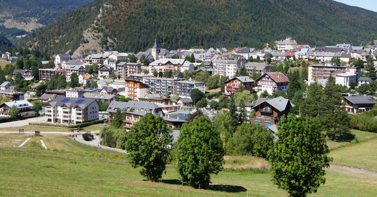 Tourisme. Quelle est cette station en Isère qui est la plus recherchée pour des vacances ?