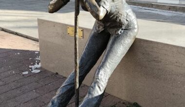 Le Puy-en-Velay. Une nouvelle statue pour accompagner La Pèlerine