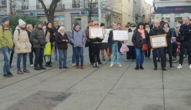 les lieux d’accueil parents-enfants menacés par les coupes budgétaires