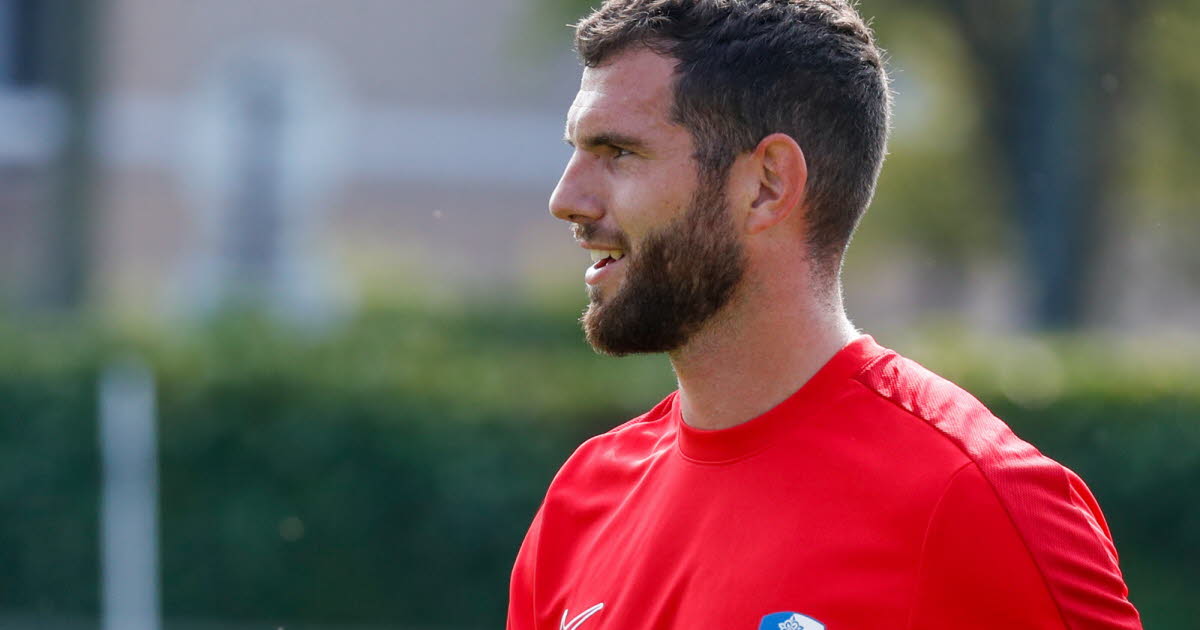 Football - Ligue 2. « Grenoble, c’est pour la vie » : les confessions d'Esteban Salles avant Pau FC