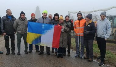 Mison. Un 46e  camion en route pour l’Ukraine avec des filets anti-grêle