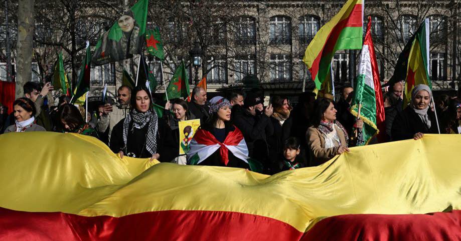 Paris. Des milliers de personnes manifestent en soutien aux Kurdes de Syrie