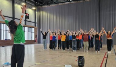 Grenoble. Des dizaines de danseuses réunies pour défendre le droit des femmes