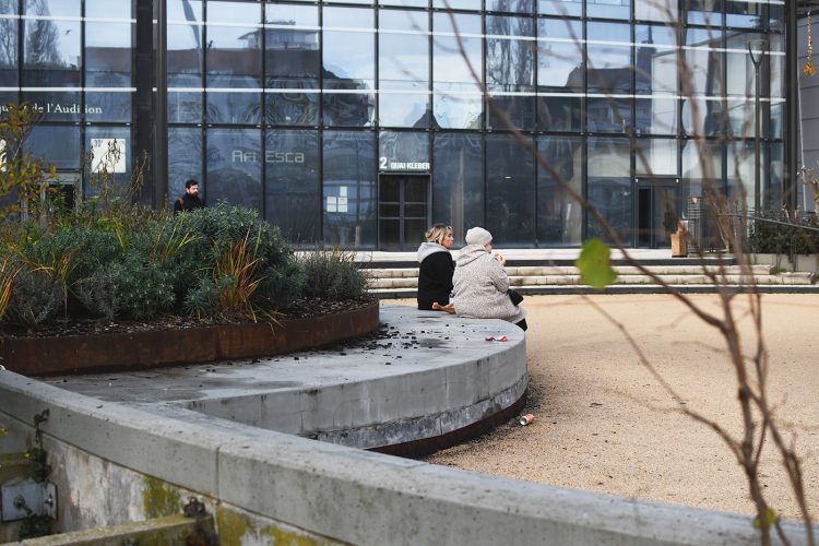 place square des halles (5) ancienne synagogue