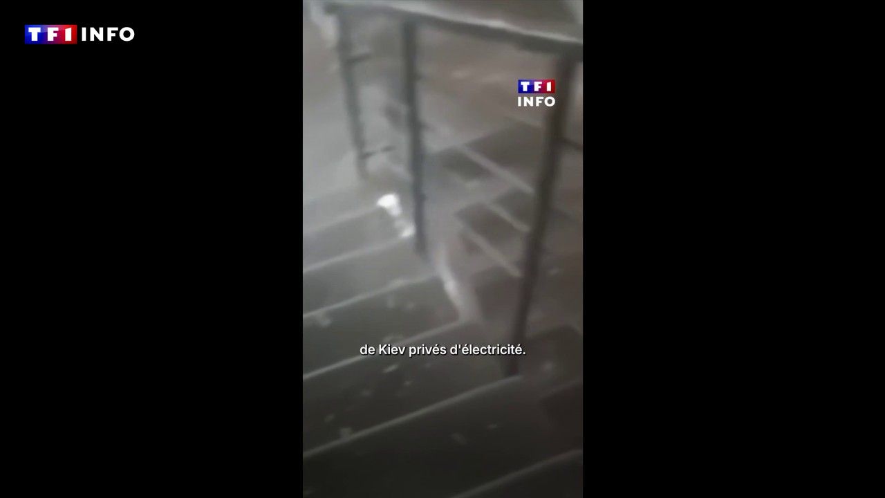 Privés d'électricité à cause des frappes russes, les habitants de Kiev à très rude épreuve