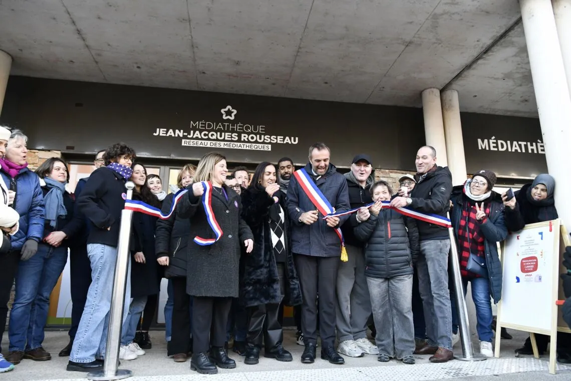 une médiathèque temporaire Jean-Jacques Rousseau