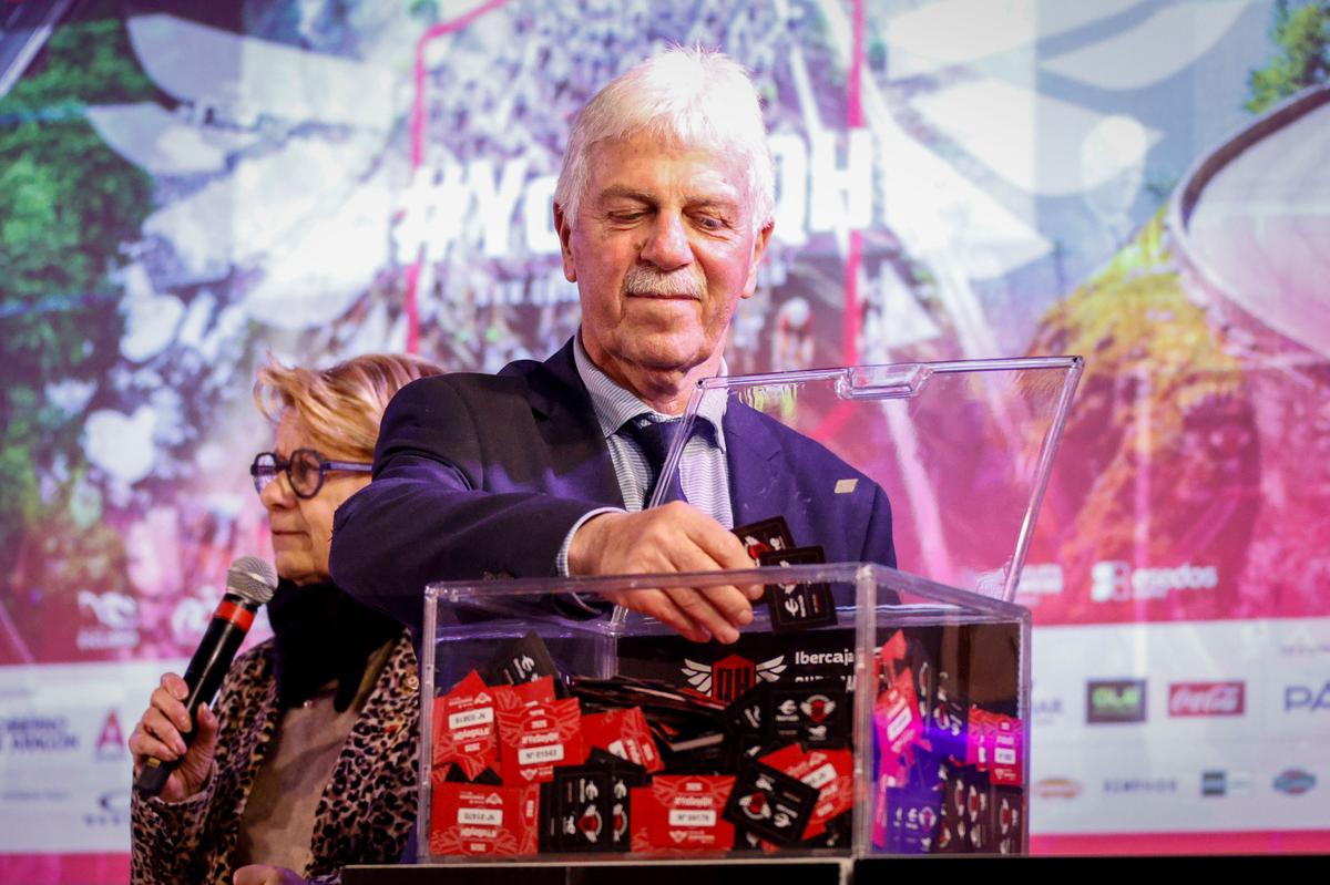 Vice-président de la communauté d’agglomération Pau Béarn Pyrénées, Claude Ferrato était la main innocente de ce tirage au sort.