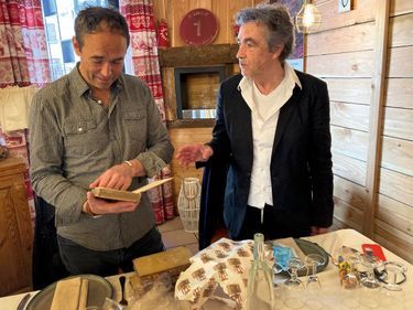 Pour les 50 ans de son fils, Jean-Louis Murat, grand lecteur, lui offre une édition rare des « Lettres originales de Mirabeau ». Octobre 2021.