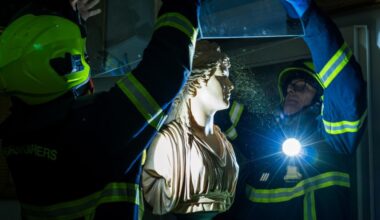 Près de Grenoble. L'exercice grandeur nature des pompiers pour sauver des œuvres d'art