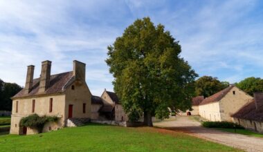 « J'ai des poules de compet' ! », sa magnifique maison de campagne dans le Perche