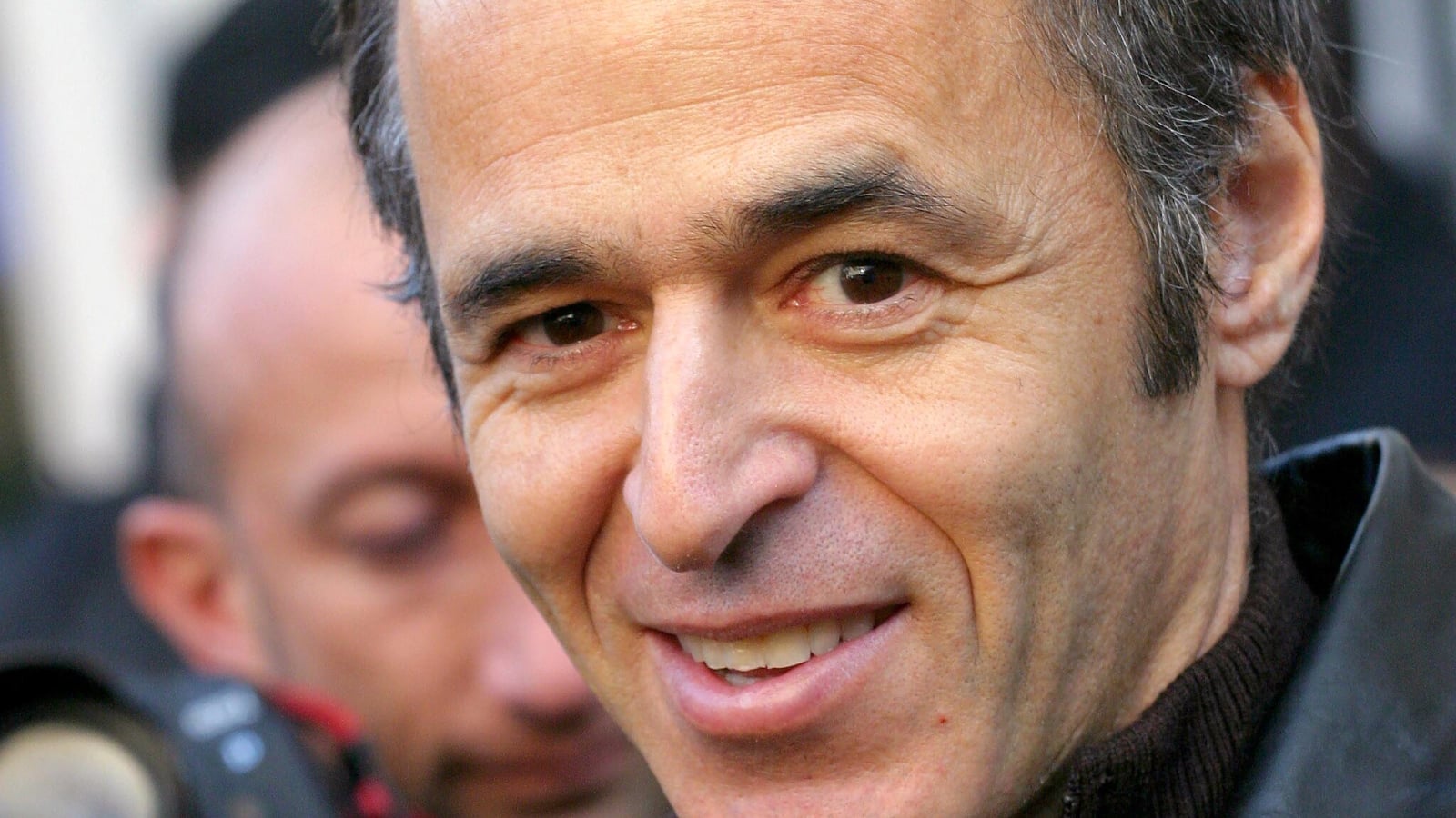 Jean-Jacques Goldman : pourquoi est-il de retour en France avec sa femme et ses enfants ?