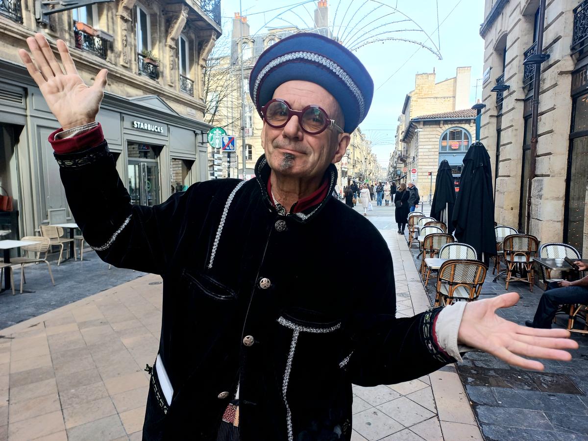 Yves Simone, candidat du patrimoine, plutôt que « sois guide et tais-toi »