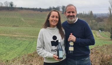 Pour éviter le Bordeaux bashing, ce couple lance à Fronsac un nouveau vin "qui casse les codes"