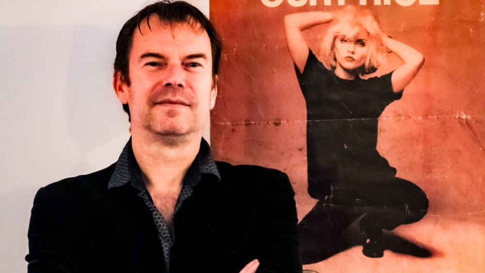 "One Way Or Another", le roman rock et fantastique de Stéphane Signoret, du café-disquaire Lollipop à Marseille