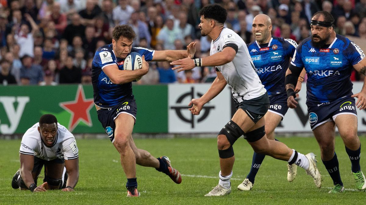 Le Stade Rochelais est entré en contact avec Theo McFarland (Saracens)