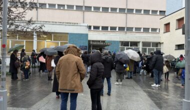 "avec la neige et maintenant le vent, je n'aurai travaillé qu'un jour cette semaine"