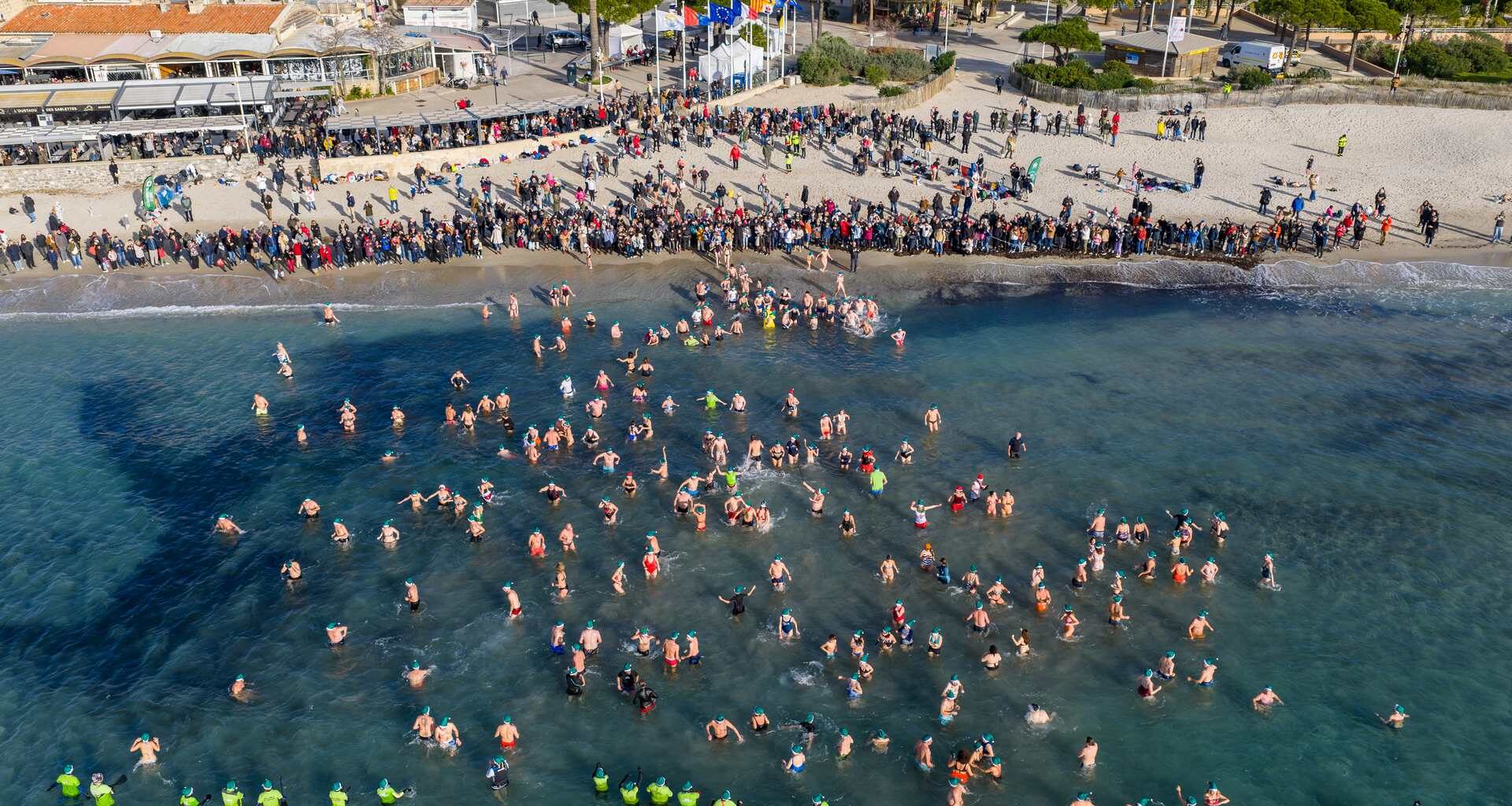 le bain du Nouvel An a fait le plein ! – La Seyne-sur-Mer