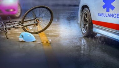 une cycliste perd la vie après une collision avec un camion