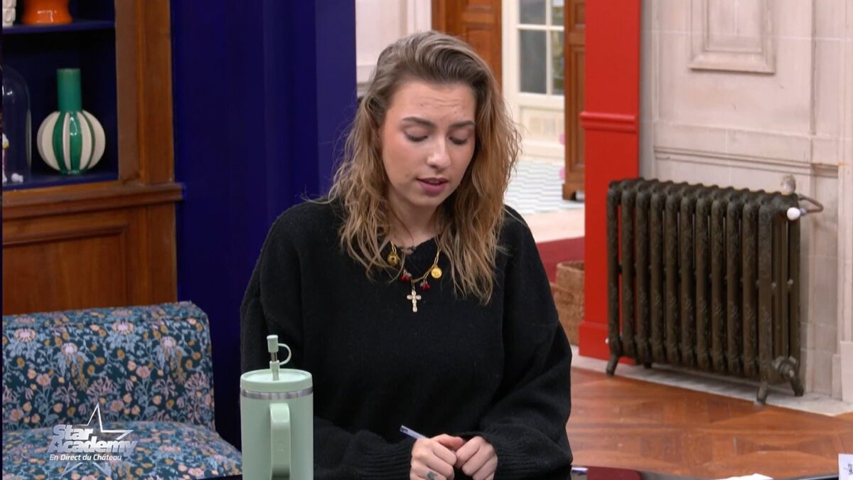 "Tu es en train de manquer de respect..." : Fanny Delaigue (Star Academy) recadre Léa après un commentaire déplacé