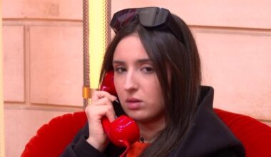 "Calme-toi !", Ambre se fait remettre en place et ...