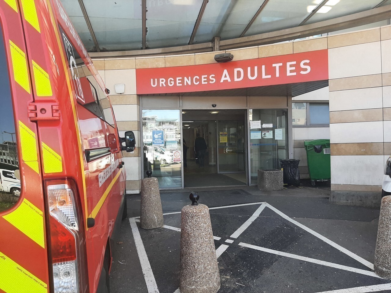 Neige, épidémies, grève... Les urgences du CHU de Rouen sont toujours en forte tension