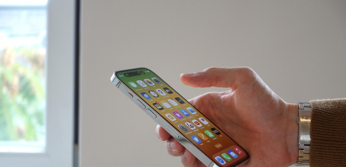 l'usage des réseaux sociaux dans le viseur du gouvernement