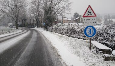Hiver : Comment la Métropole de Grenoble et le Département de l'Isère font face à la neige et au verglas
