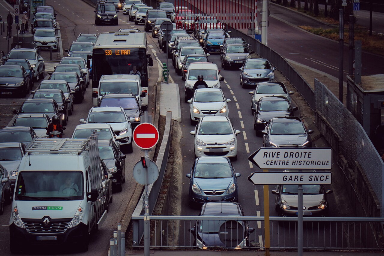 Rouen grimpe dans le top 10 des villes les plus embouteillées de France, mais...