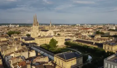 Vue aérienne de la ville de Bordeaux