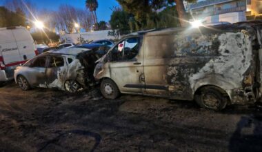 EN IMAGES. Plusieurs véhicules brûlés dans le quartier des Moulins à Nice pendant la nuit
