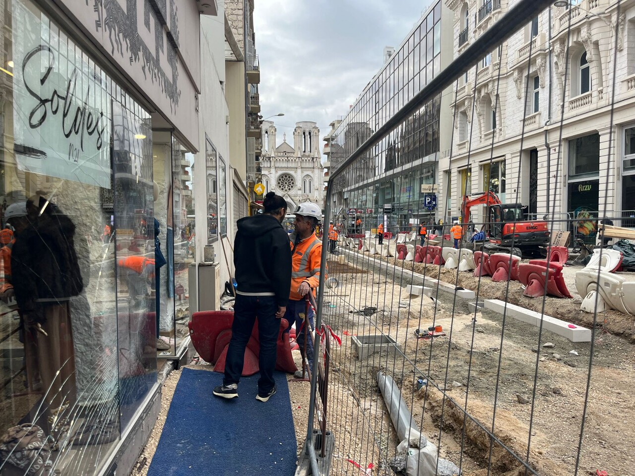 les commerçants dans le rouge