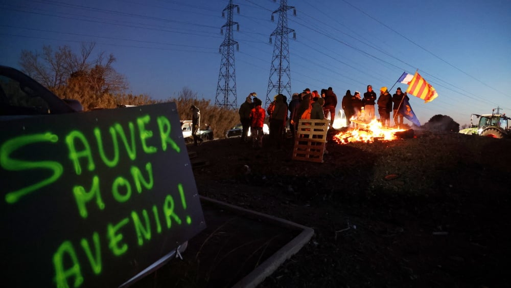 Contre le Mercosur, l’accès au port de Marseille-Fos bloqué par la Coordination rurale