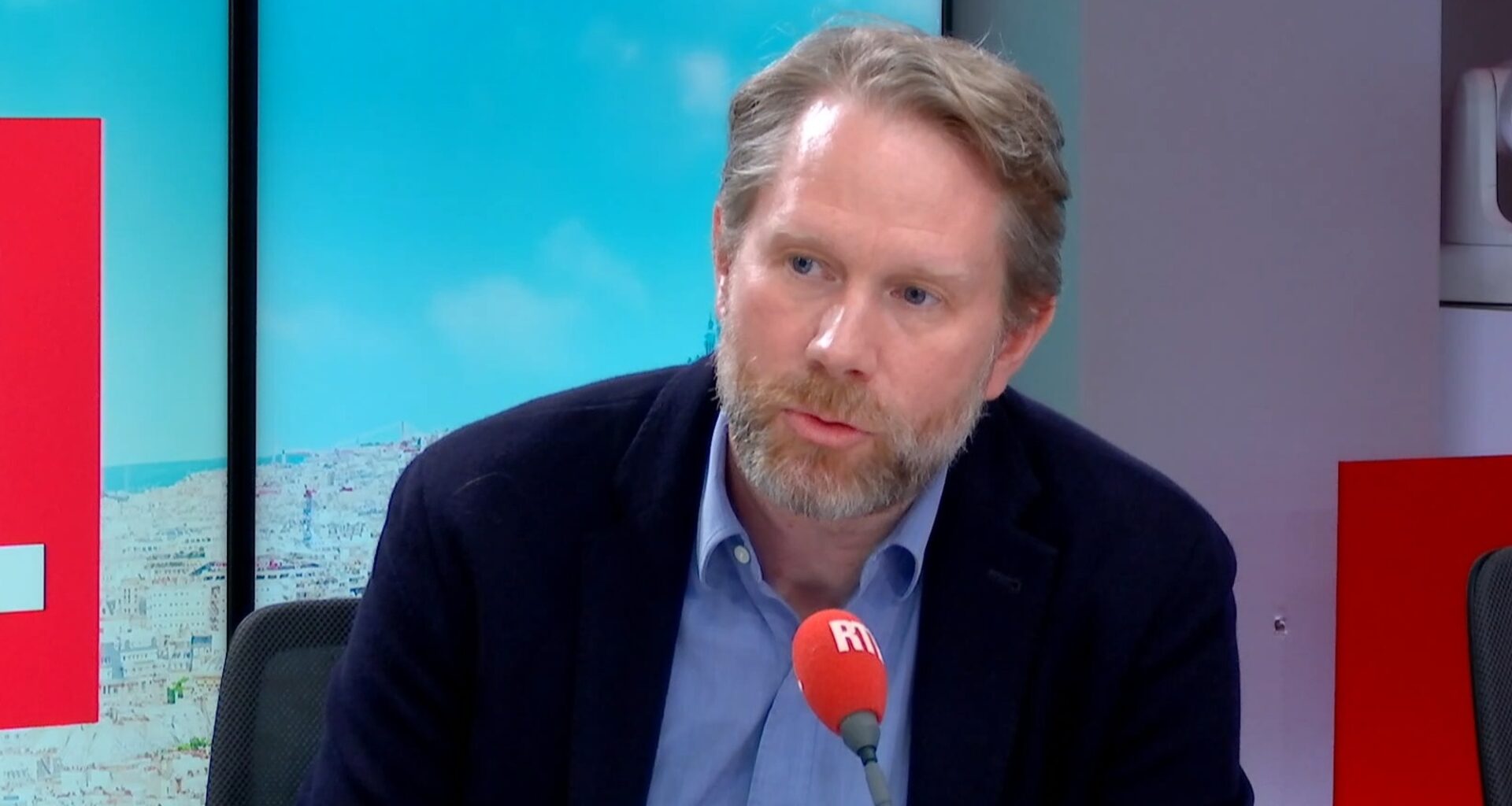 sur RTL, Éric Larchevêque dénonce la "psychose" de ceux qui ont réussi et "ont appris à vivre caché"