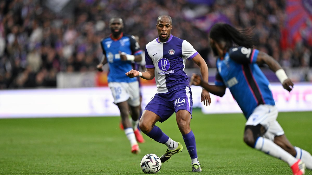 ENTRETIEN. TFC – Auxerre : "Au Stadium avoir une identité, du caractère, montrer qu’on est chez nous !" réclame le défenseur toulousain Djibril Sidibé