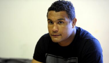 "C’est absurde !" Thierry Dusautoir critique les performances des équipes sud-africaines en Champions Cup