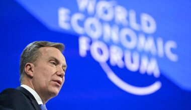 les organisateurs du forum de Davos ouvrent une enquête sur les liens de leur PDG, Borge Brende, avec le criminel sexuel