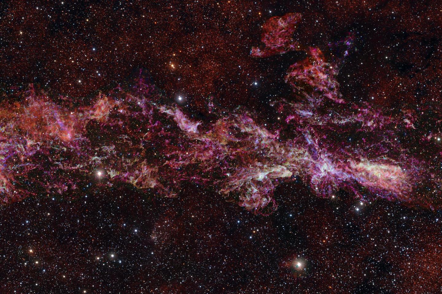 Au cœur de la Voie lactée, où les étoiles se forment : une image inédite dévoilée