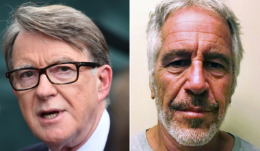 l'ancien ambassadeur Peter Mandelson va quitter la Chambre des Lords, une enquête ouverte par la police britannique