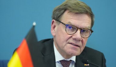 L'Allemagne plus proche des États-Unis que de la Chine malgré les tensions récentes, affirme le ministre des Affaires étrangères