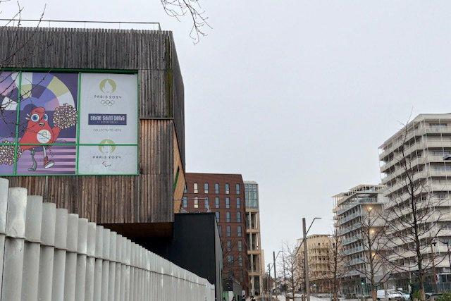 Dans l'ex-village olympique de Paris 2024, les nouveaux résidents prennent leurs marques, malgré des couacs