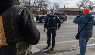 Tensions avec la police de l’immigration aux USA : un juge interdit l’utilisation de gaz lacrymogène par les policiers à Portland