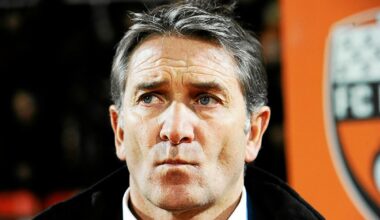 Ancien entraîneur du Stade Rennais, Philippe Montanier prend la tête de l’AS Saint-Étienne