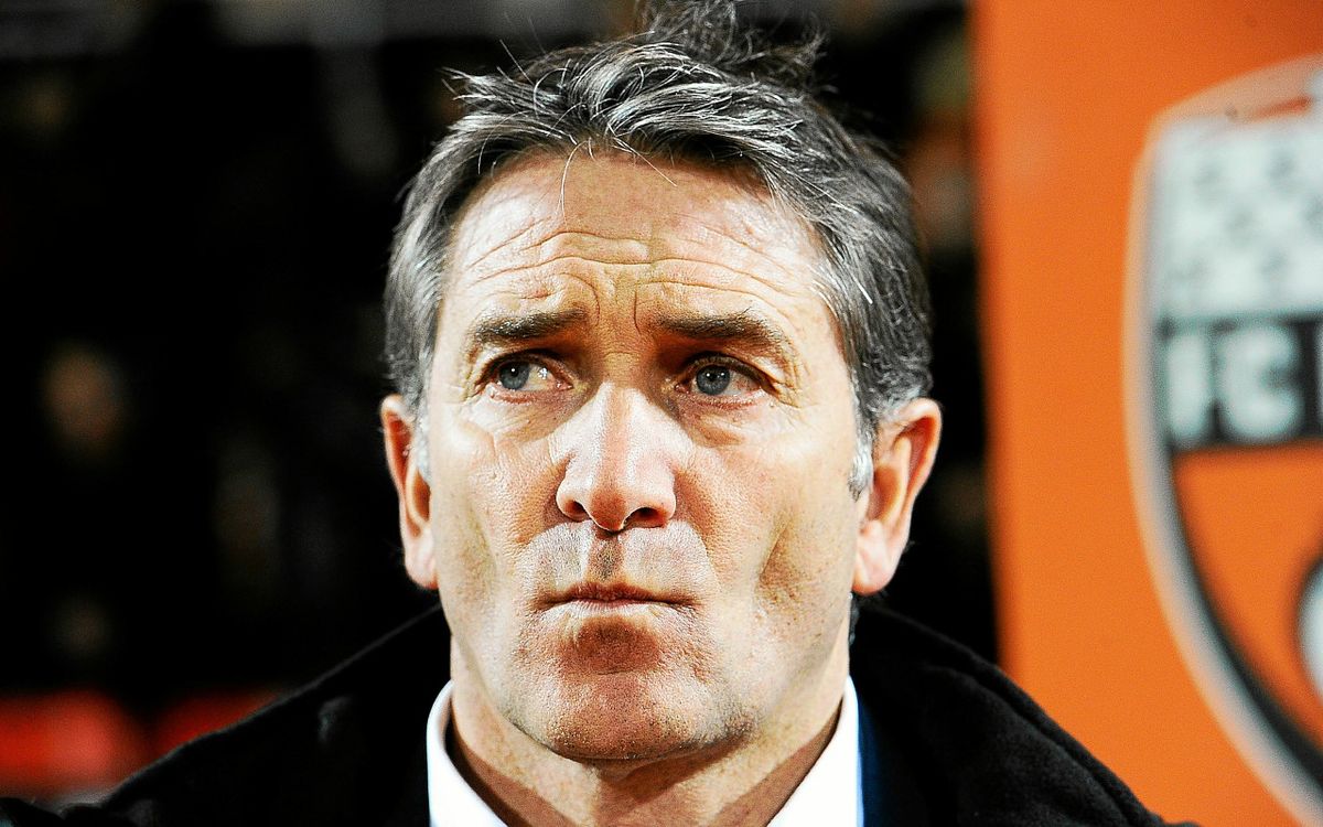 Ancien entraîneur du Stade Rennais, Philippe Montanier prend la tête de l’AS Saint-Étienne