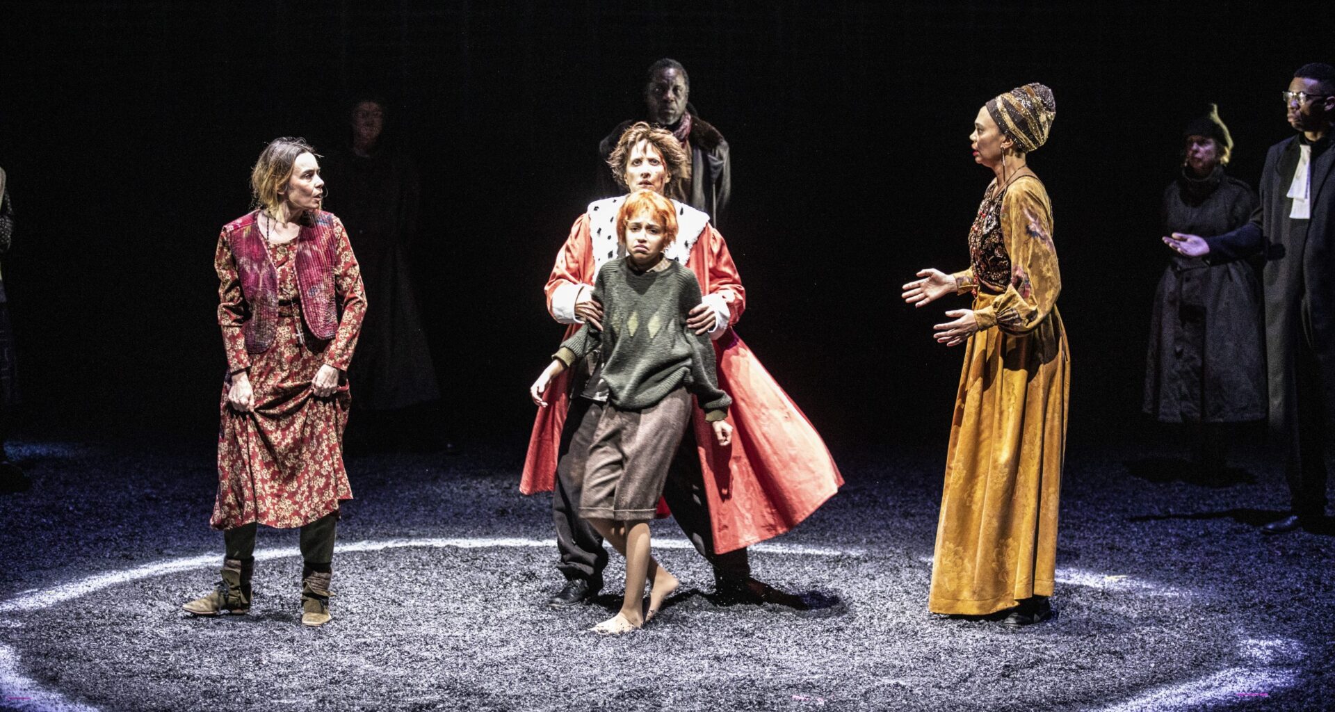 Le cercle de craie caucasien, de Bertolt Brecht, mise en scène d&rsquo;Emmanuel Demarcy-Mota, Théâtre de la Ville, Paris